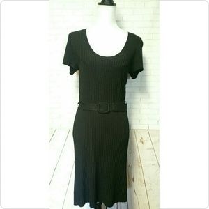 Banana Republic Womens knit midi dress Sz M Black